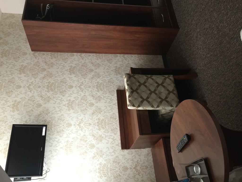 Zajazd Zloty Klucz Zemborzyce Tereszyńskie Extérieur photo